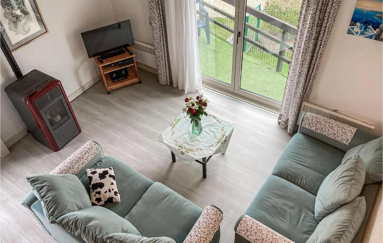 Gorgeous Apartment In Bredene With Kitchen