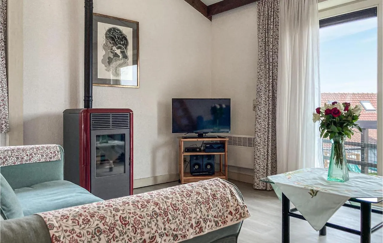 Gorgeous Apartment In Bredene With Kitchen Belgie
